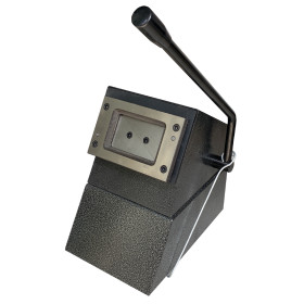 Máy bế thẻ nhựa PVC